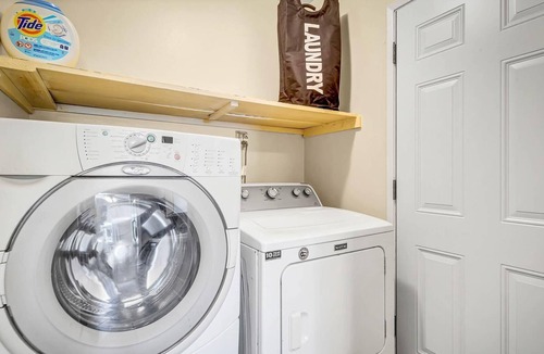 Clairemont House | Sunny San Diego 3BR with Pool Centrally Located