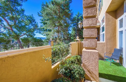 University City House | Sunny Townhouse in La Jolla UTC
