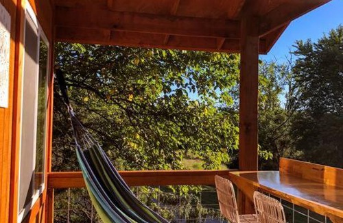Fayetteville House | Sunset Hillside Cabin D on Horse Farm w Hiking