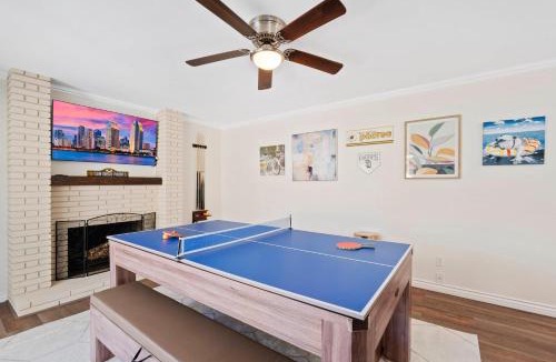 Clairemont Mesa East House | Sweet Escape - Family Retreat - Vibrant - Spa