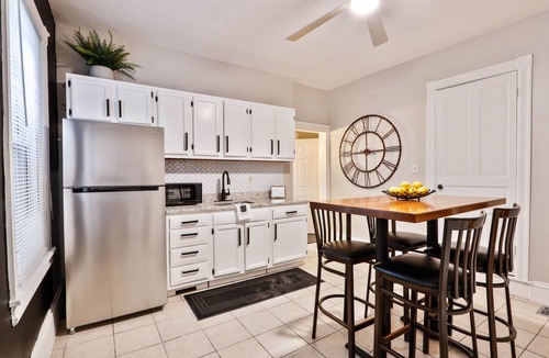 Bethlehem House | The Downtown Bee: Cozy & charming escape steps from Main Street Bethlehem!
