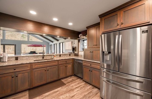 Turkey City House | The Eagles’ View Riverstone Retreat - Riverfront-Close to Emlenton & Foxburg, PA