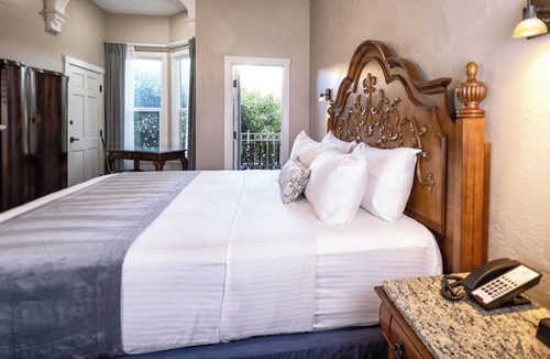 Pacific Terrace Hotel | The Horton Grand, Downtown/Gaslamp Quarter