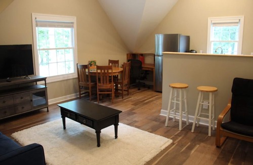 Saint Andrews Apartment | The "Loft at Sewanee" is a tranquil apartment near the University of the South.
