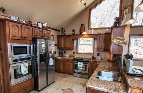 Robbinsville House | The Mountain Lakehouse 2BR 2.5 Bath Home, Sleeps 10. Private Dock.