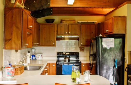 Cave Spring House | The Red Barn