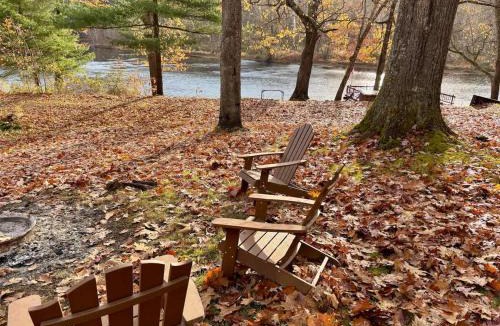 Tidioute House | Tidioute Riverfront Chalet Year Round Pet Friendly