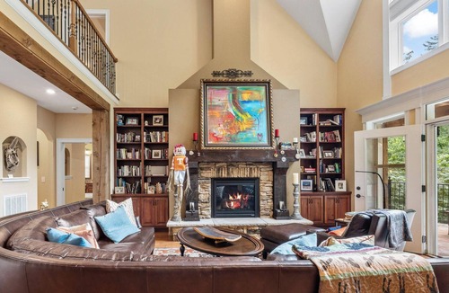 Townsend Villa | Tranquility Brook: Lovely 4-bedroom Mountain Villa in the Great Smoky Mountains