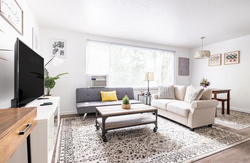 Fairview Park Apartment | Two Bedrooms near CLE airport 2-4b Georgetown Villas