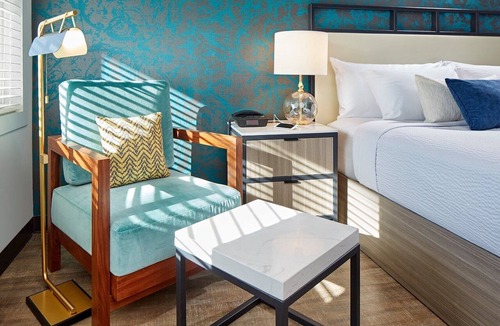 Beach Barber Tract Hotel | Upscale La Jolla Stay w/Heated Outdoor Pool | 0.4 mi to Windansea Beach