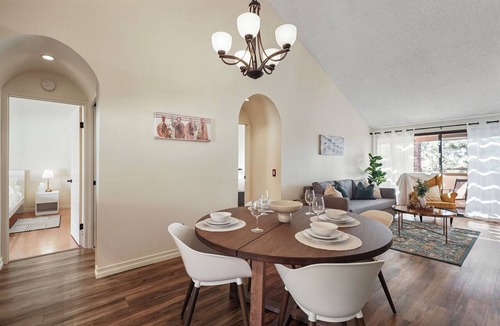 University City Apartment | UTC prime condo
