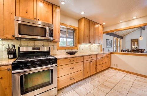 Olympic Valley House | Valley Vista at Palisades -4 BR, Mountain Views, Pet-Friendly, Close to Village!