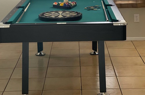 Rhodes Ranch House | Vegas Oasis-Wet n Wild, Airport, The Strip, Poker, pool table