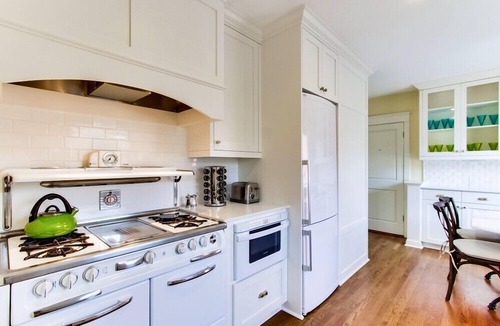 North Park Villa | Villa Barajas - Spacious, Modern Suite near Park, Zoo, Beaches