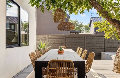 South Lamar Villa | Villa Sleeps 14, Pool, Movies, Games, Mins from Downtown