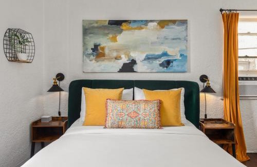 Willmore Apartment | Visit the Beach from a Historic Downtown Apartment - NRP21-00092