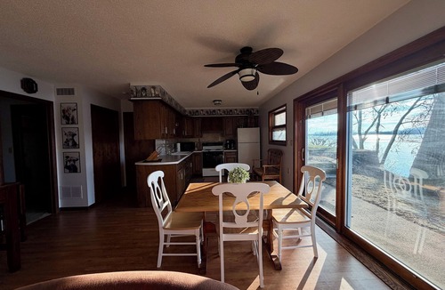 Thomson House | Westview Retreat - 2 Bed 2 Bath home on the Mississippi River
