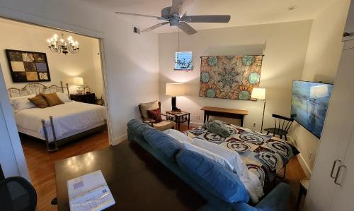Berry Hill Apartment | WestWood Shed in Nashville by Geodis Vanderbilt Belmont, 1 Accessible