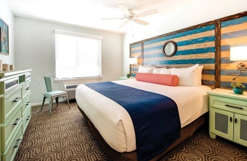 Mission Valley Hotel | WorldMark Mission Valley - 2 Bedroom Queen Accessible