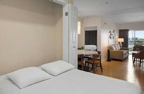 Oceanside Hotel | WorldMark Oceanside