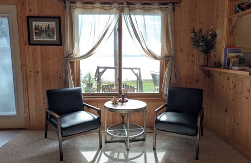 Hackensack Cabin | Your lakeside oasis awaits: perfect for families and fun!