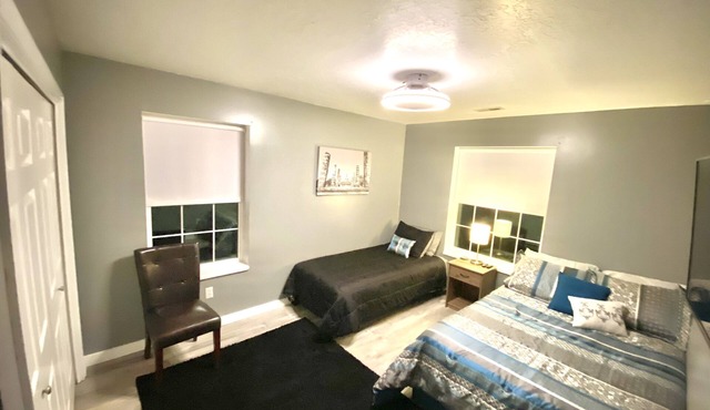 1 Full bed & 1 Single Bed Private Room #3 with TV and closet