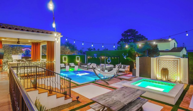 "1 to 16 Guests - Main House + Guest House & Pool"