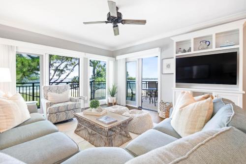 1879 Beachside Tennis Villas: Sea Pines