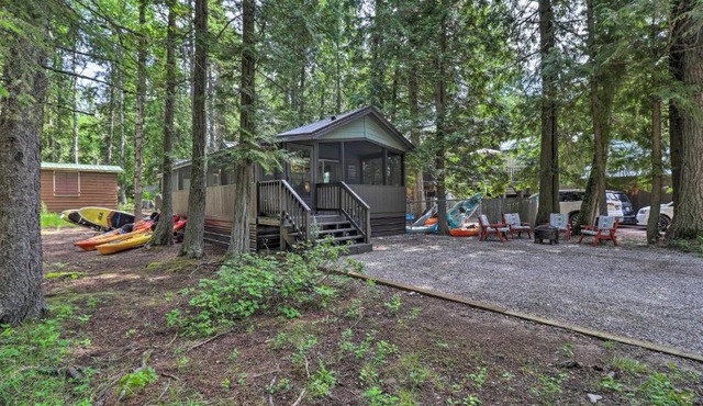 2 Bedroom Cabin Inside Glacier National Park