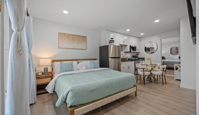 2 King Bed, Ranch-Style, 2 Parking, AC, EV Charger