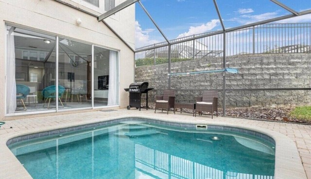 3 Bedrooms/3 Bathrooms/Windsor Palms (2357 SP)