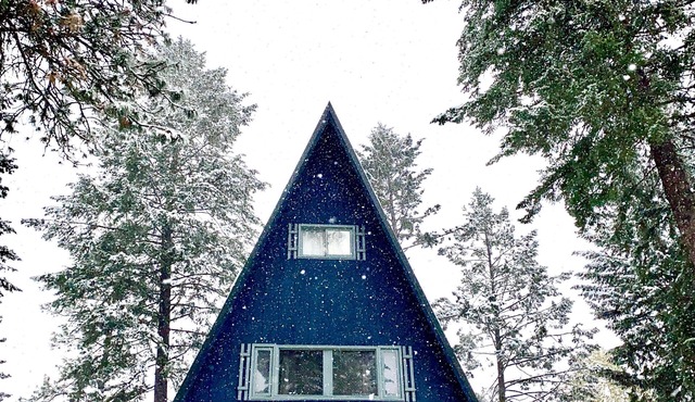 3rd Generation A-frame cabin near Flathead Lake and Glacier Park in Polson