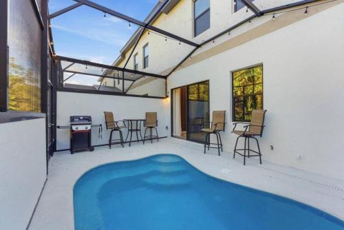 5BR Paradiso Grande Home, Pool, Game Room
