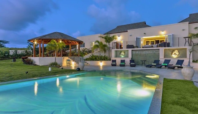 A Distinctive Split Level Home in Lancaster