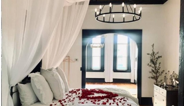Always & Forever - A Lux Romantic Getaway Suite in Circleville