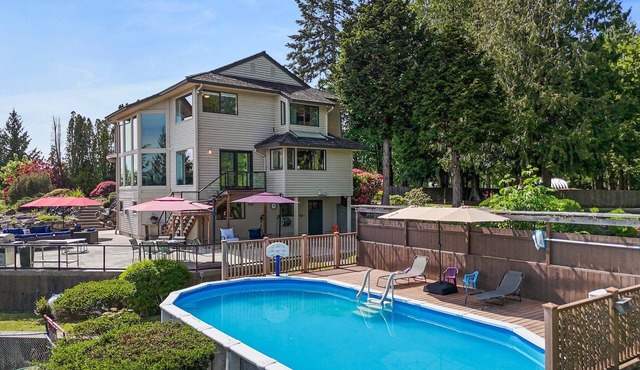 Amazing Mt. Rainier Views | Pool | Family Get Away