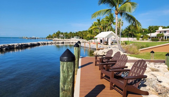 Bayfront w Dock, 96 Jet Spa, Secluded
