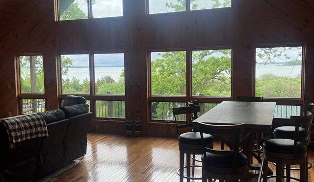 Beautiful Cass Lake cabin for rent The Paddle