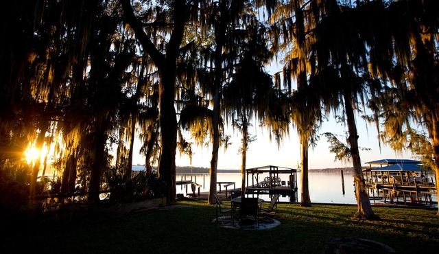 Beautiful Newly Remodeled Home on River with Dock!