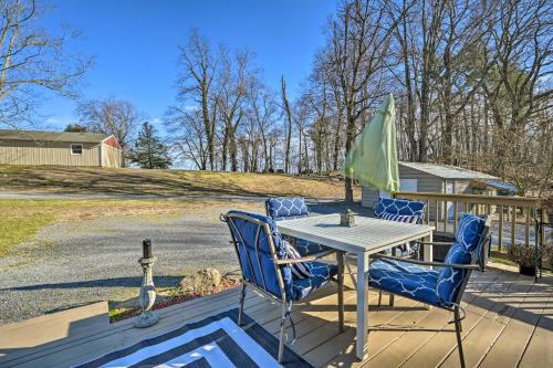 Berkeley Springs Vacation Home w/Fire Pit! in Berkeley Springs