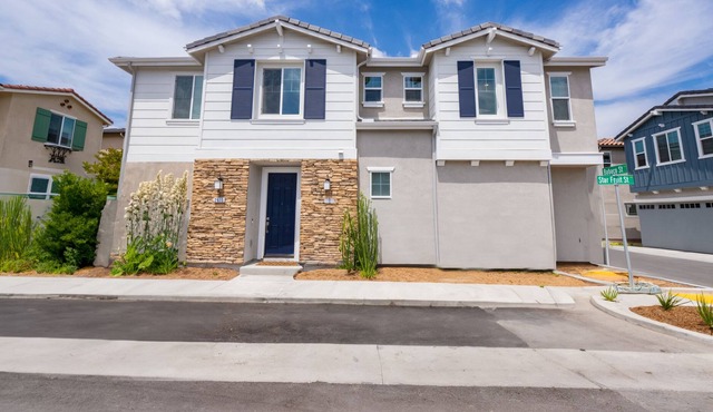 BRAND NEWLY BUILT HOME. Built completed in December 2022. Come and experience.
