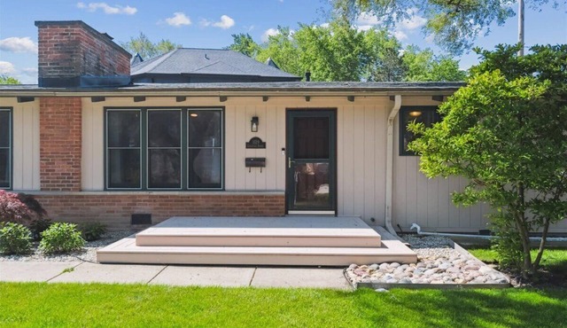Bright & Modern Home