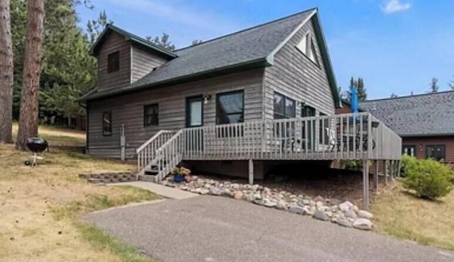 Cabin 8 at Heath's Resort