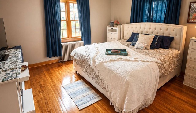 Charming 2-Bedroom Single-Floor Home in Quiet Johnstown Neighborhood