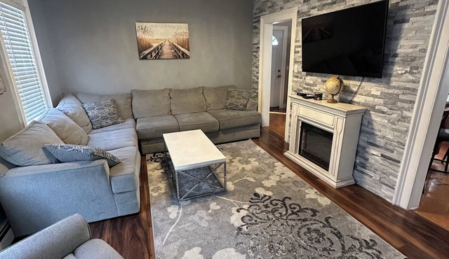 Charming 4-bedroom house in lovely Scranton perfect for families in Scranton