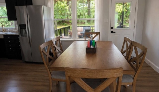 Charming and centrally located 3-bedroom home in Austell in Austell