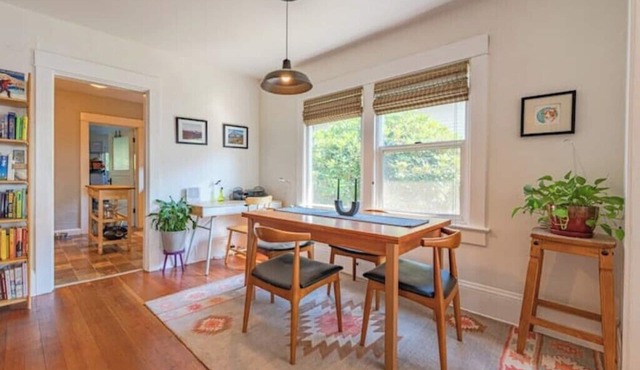 Charming Craftsman with Backyard - Dog Friendly! in Seattle