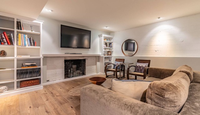 Charming & Spacious Lakewood Retreat Near Local Attractions