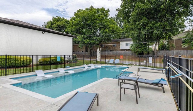 Charming studio apartment in awesome Huntsville near Redstone Arsenal