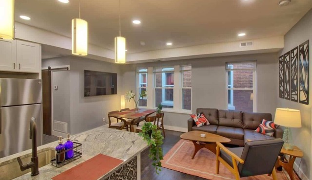 Chic 2BR Gem | TG Park | Patio+Yard+W/D+Workspace